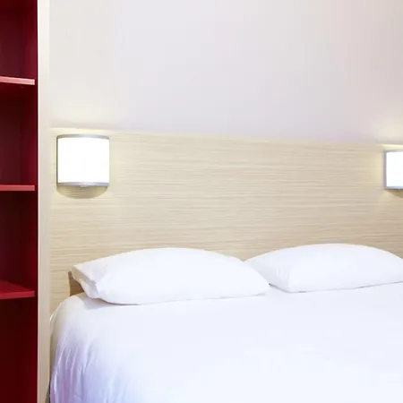Roissy Hotel 3*