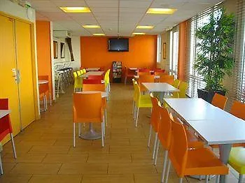 Roissy 3*