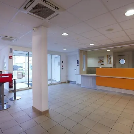 Roissy 3* Saint-Witz