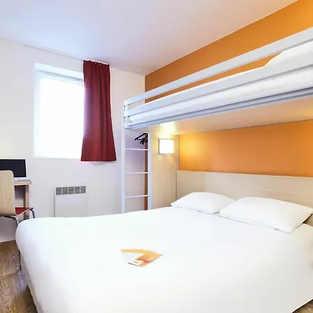 Roissy Hotel 3*